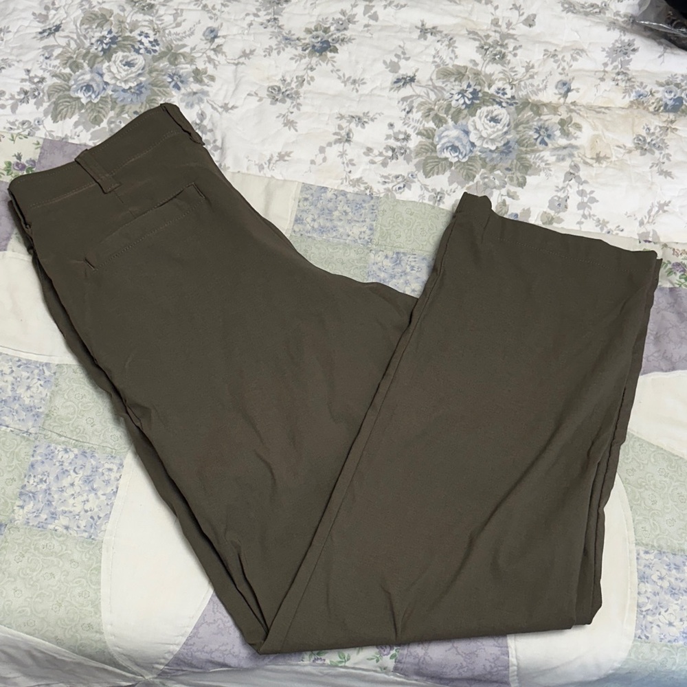 Wrangler Men's Khaki Chinos